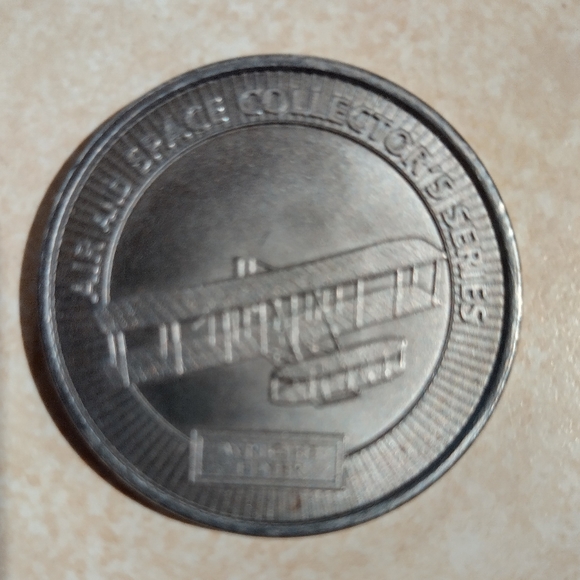 🟣 5/5.00 Smithsonian Institution Air and Space Wright Flyer Airplane - Picture 1 of 2